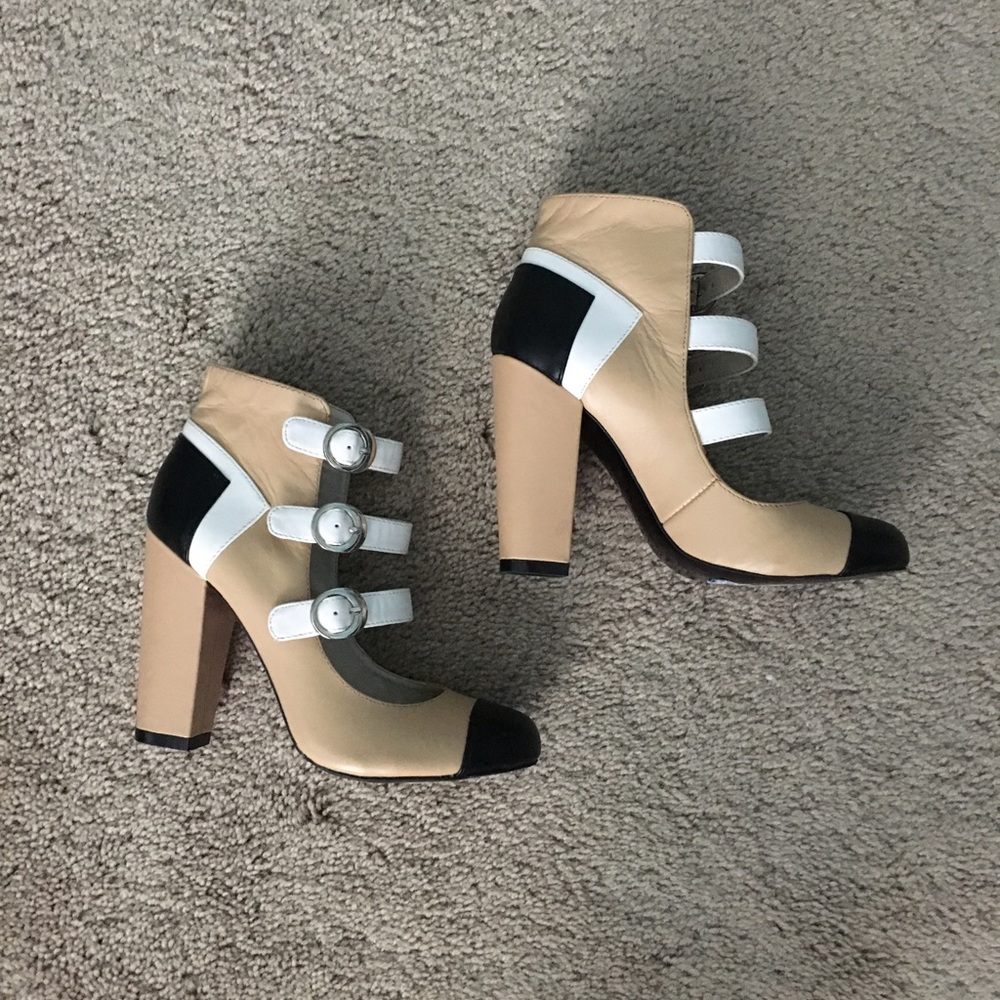 Mojo Moxy Mary Jane Three Strap Color Block Prima… - image 1